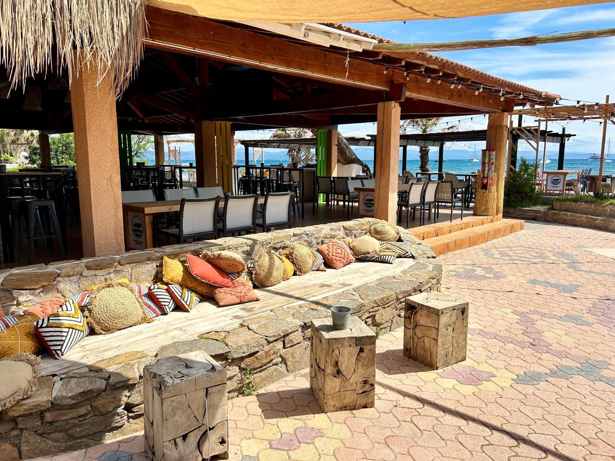 Playa Pachamama Hotel Hyères Eksteriør billede